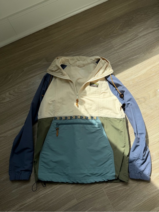 L.L. Bean Jackets & Blazers - LL Bean Women's Mountain Classic Anorak Multi-Color Natural/ Blue Mineral Sz XS